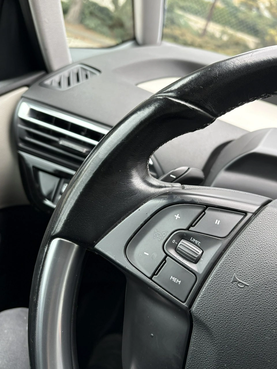 Citroën C4 Grand Picasso - Zdjęcie 27