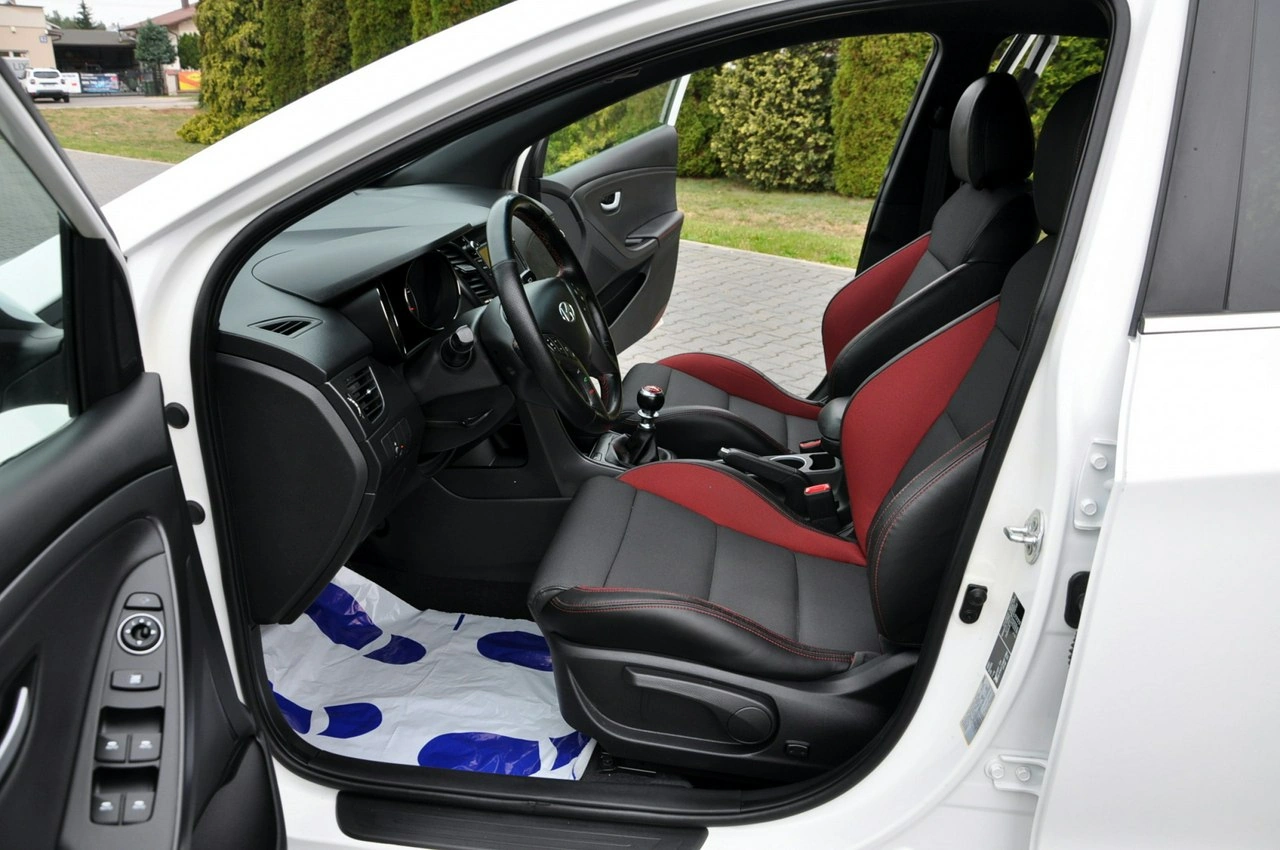 Hyundai i30 - Zdjęcie 20