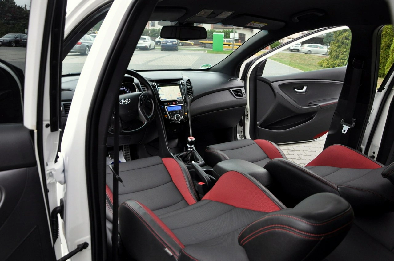 Hyundai i30 - Zdjęcie 27