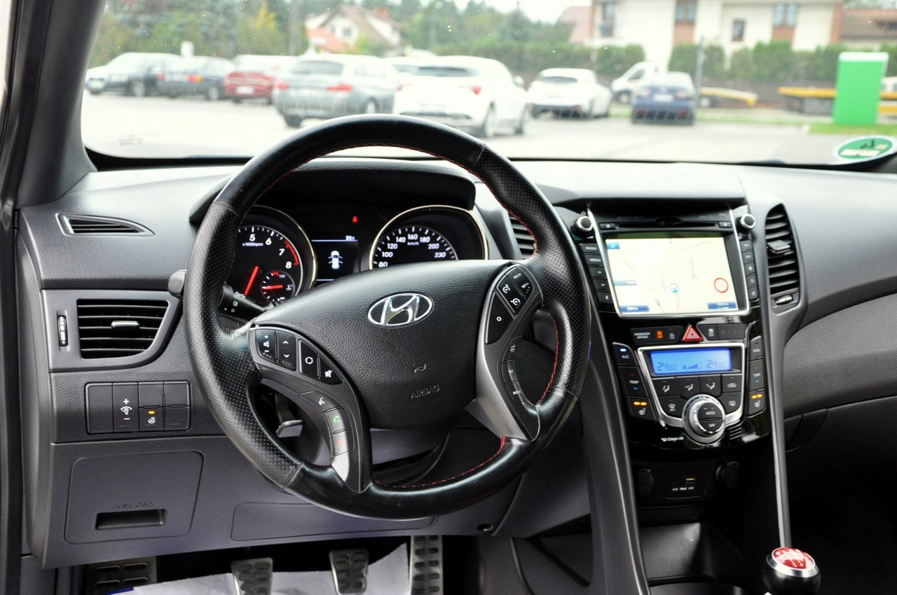 Hyundai i30 - Zdjęcie 29