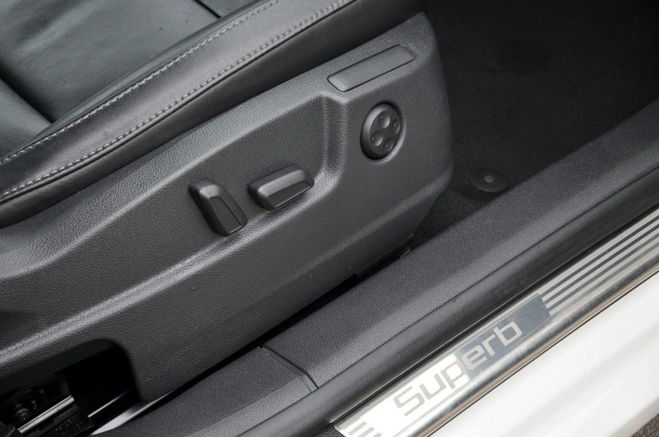 Skoda Superb - Zdjęcie 18
