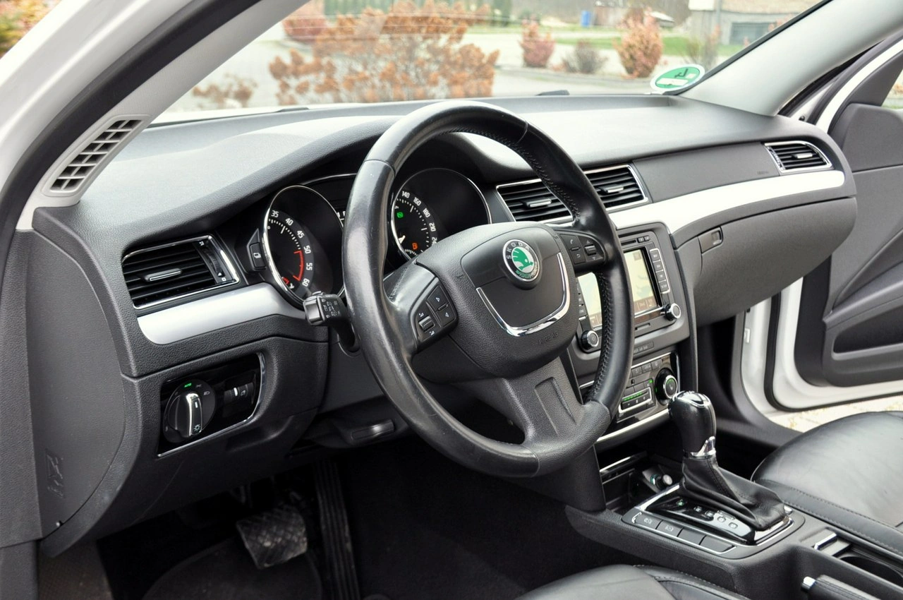 Skoda Superb - Zdjęcie 23