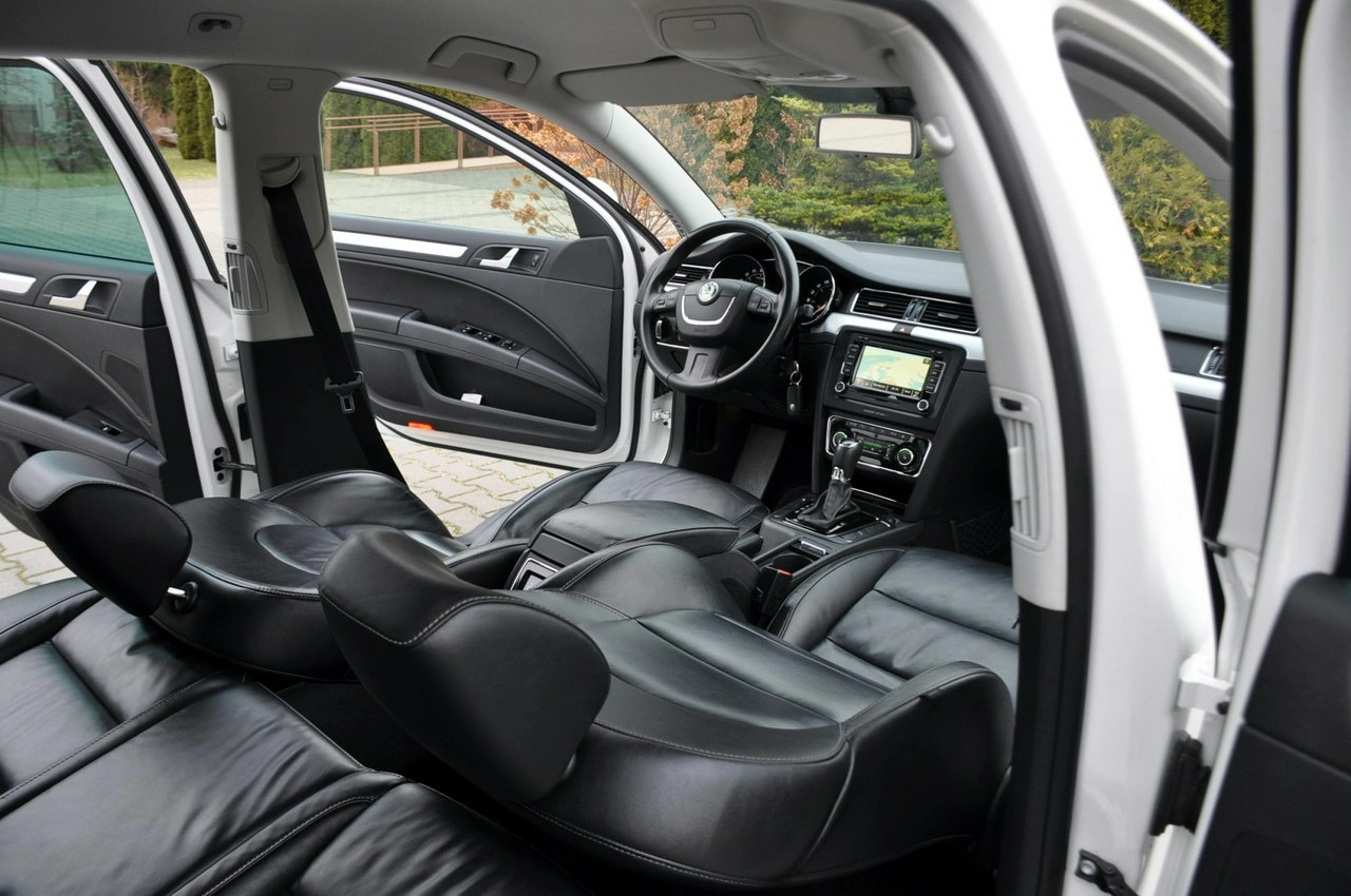 Skoda Superb - Zdjęcie 25