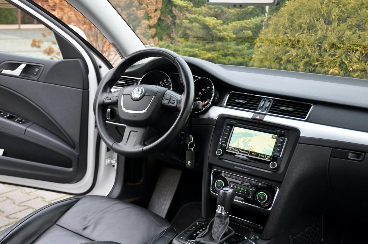 Skoda Superb - Zdjęcie 27