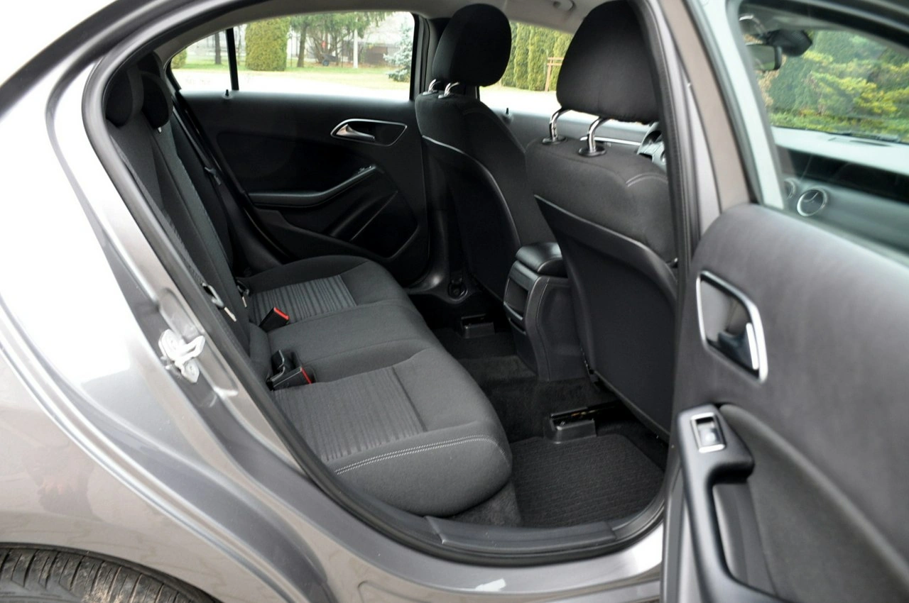 Mercedes A 180 - Zdjęcie 18