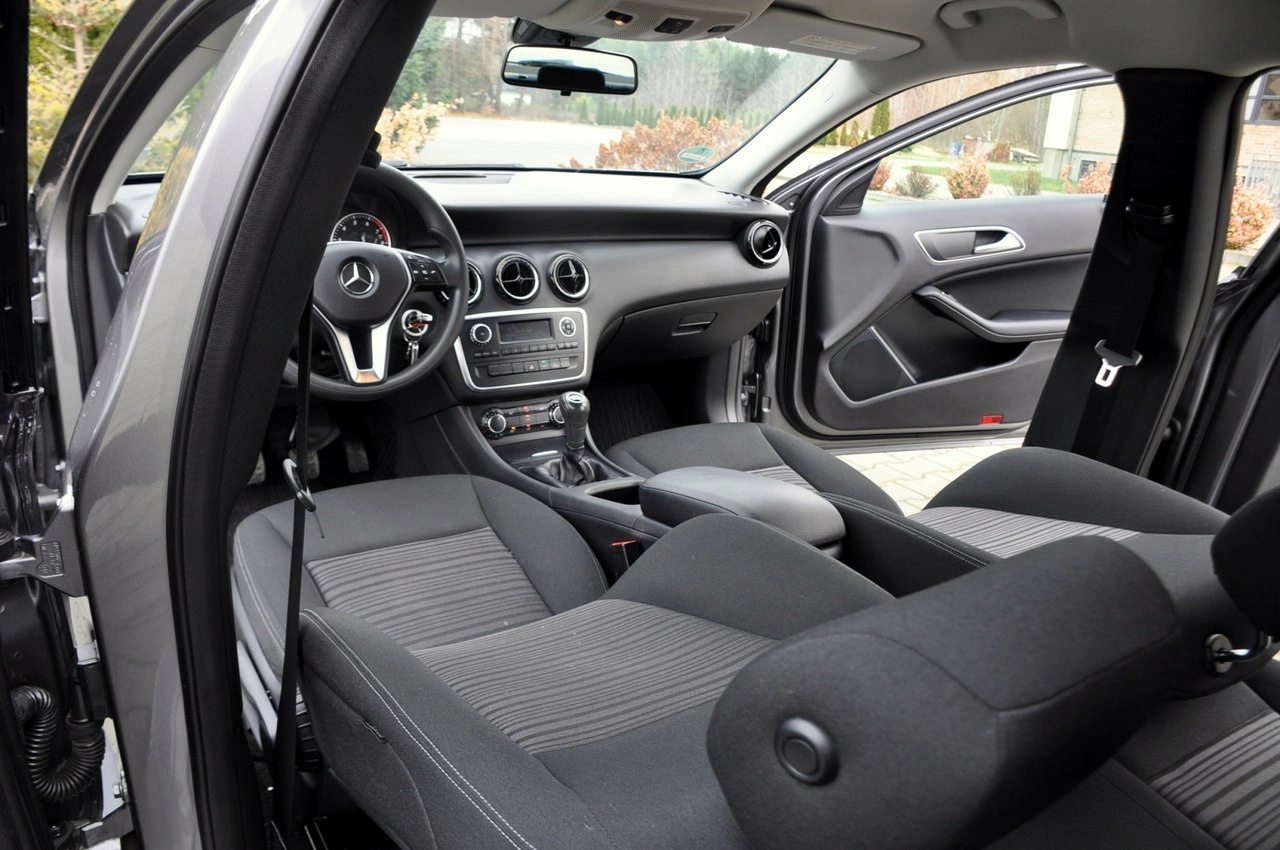 Mercedes A 180 - Zdjęcie 26