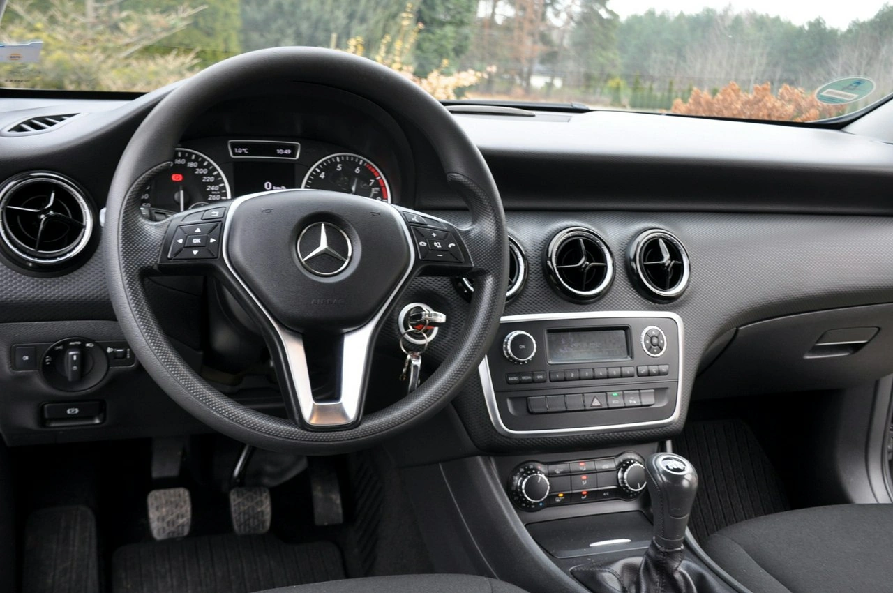 Mercedes A 180 - Zdjęcie 28