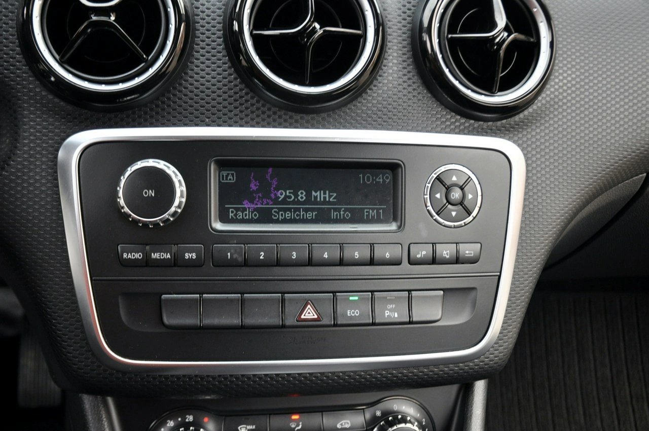 Mercedes A 180 - Zdjęcie 30