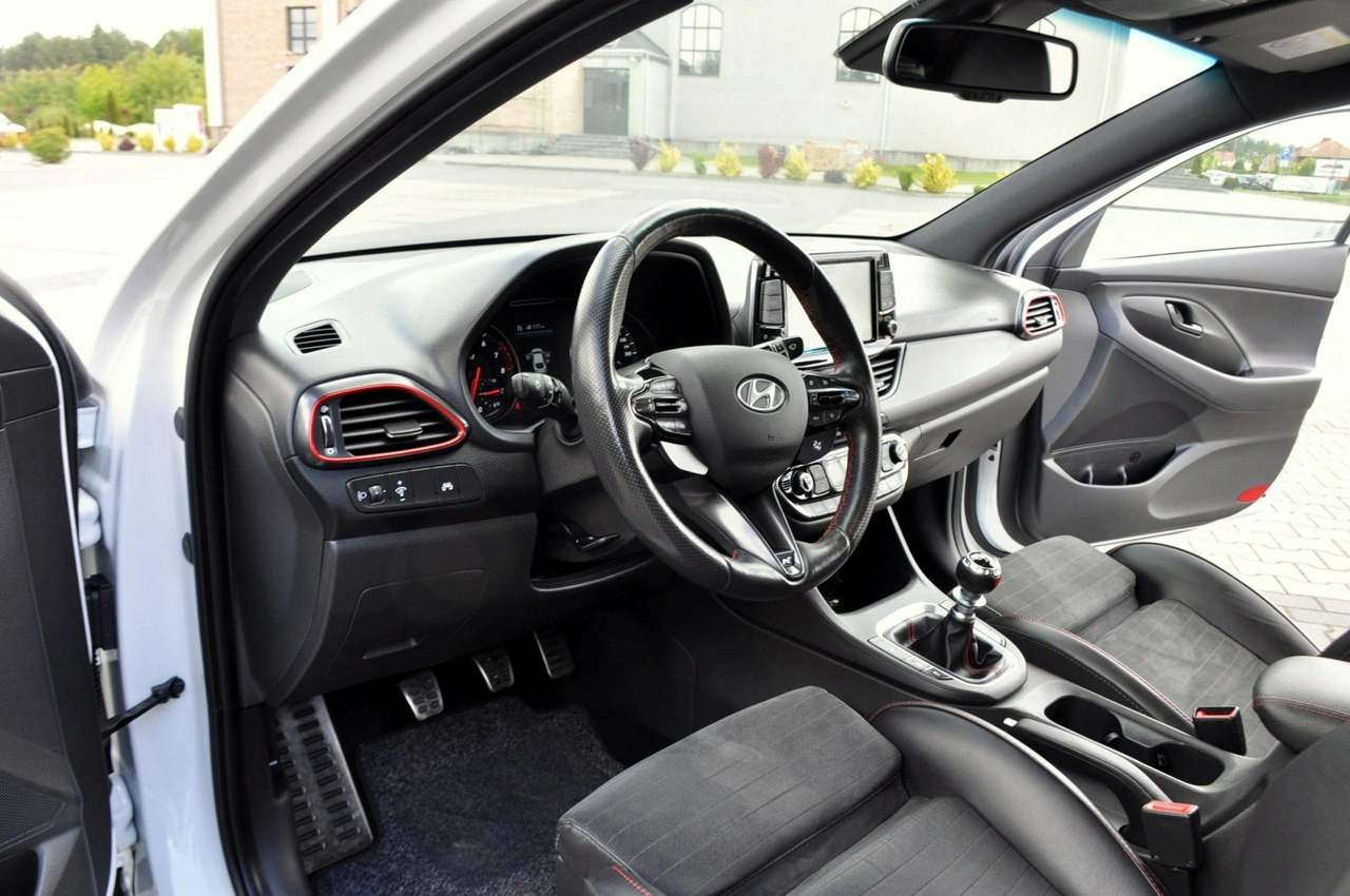 Hyundai i30N - Zdjęcie 22