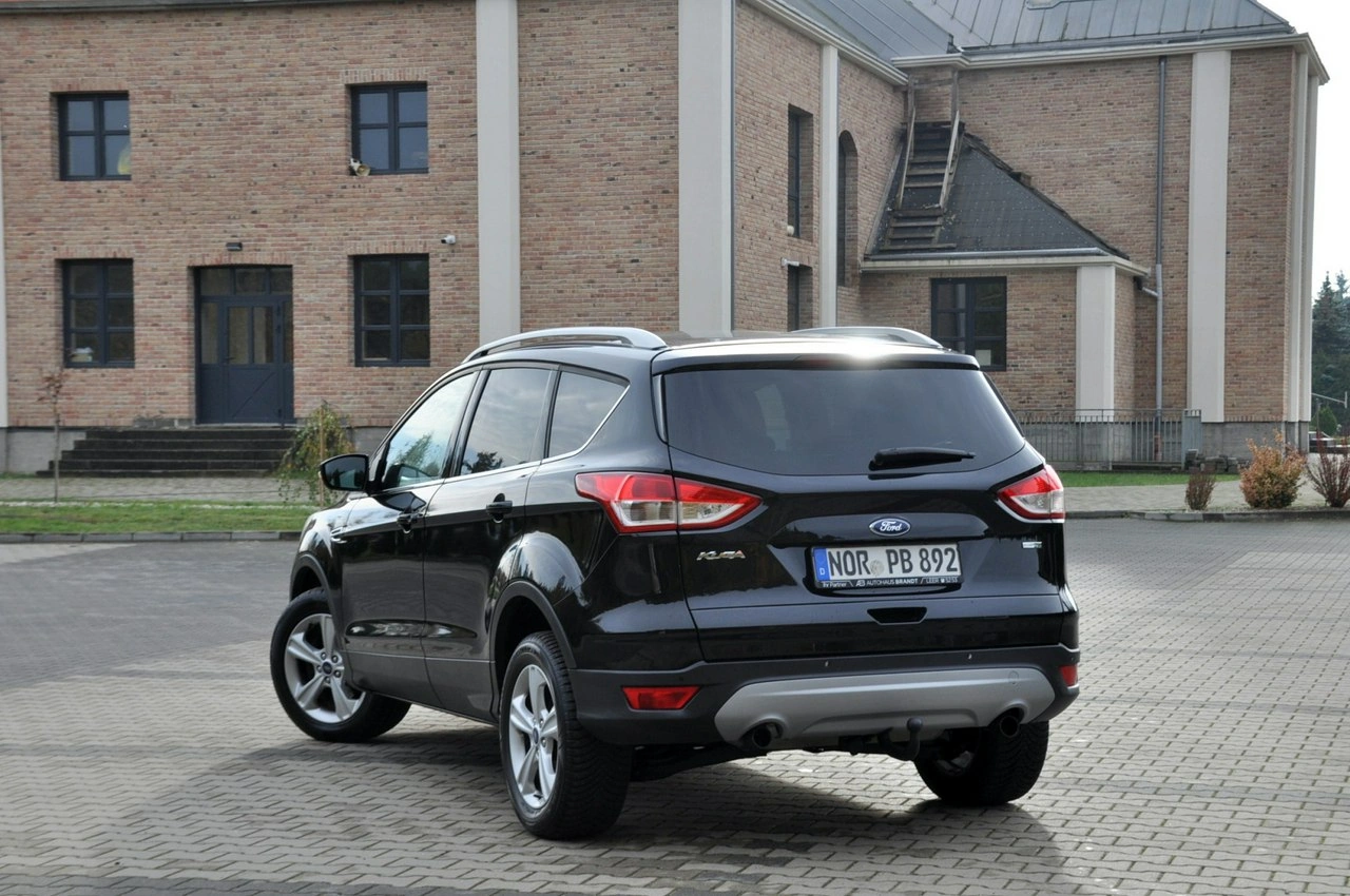 Ford Kuga - Zdjęcie 14