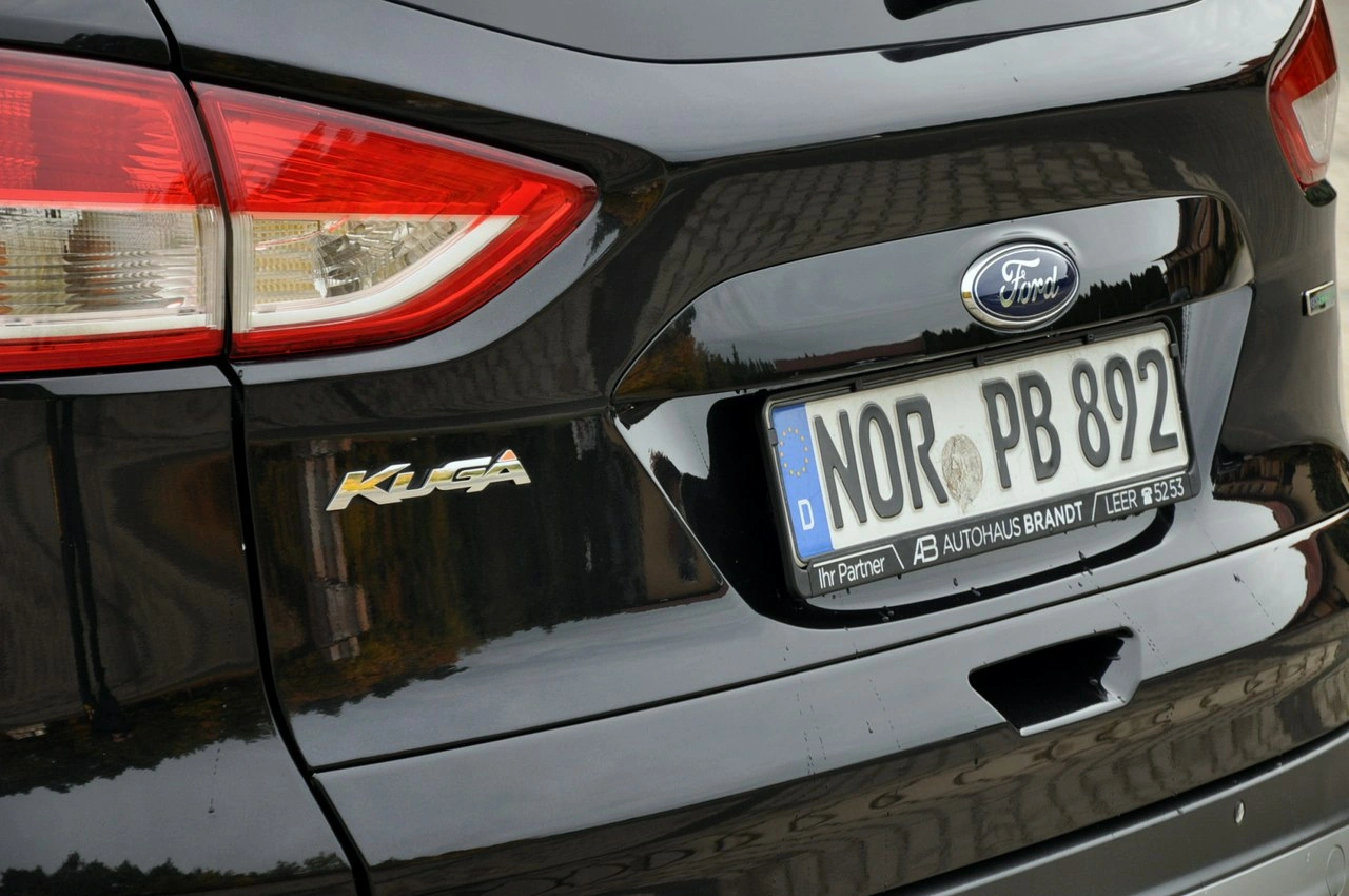 Ford Kuga - Zdjęcie 15