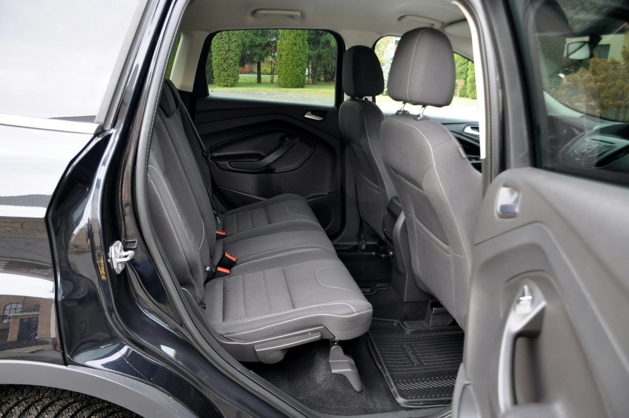 Ford Kuga - Zdjęcie 18