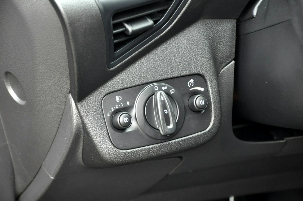 Ford Kuga - Zdjęcie 35