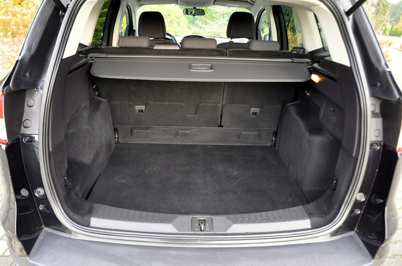 Ford Kuga - Zdjęcie 37