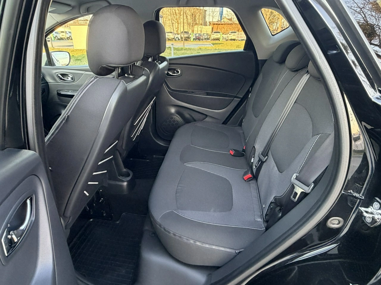 Renault Captur - Zdjęcie 29