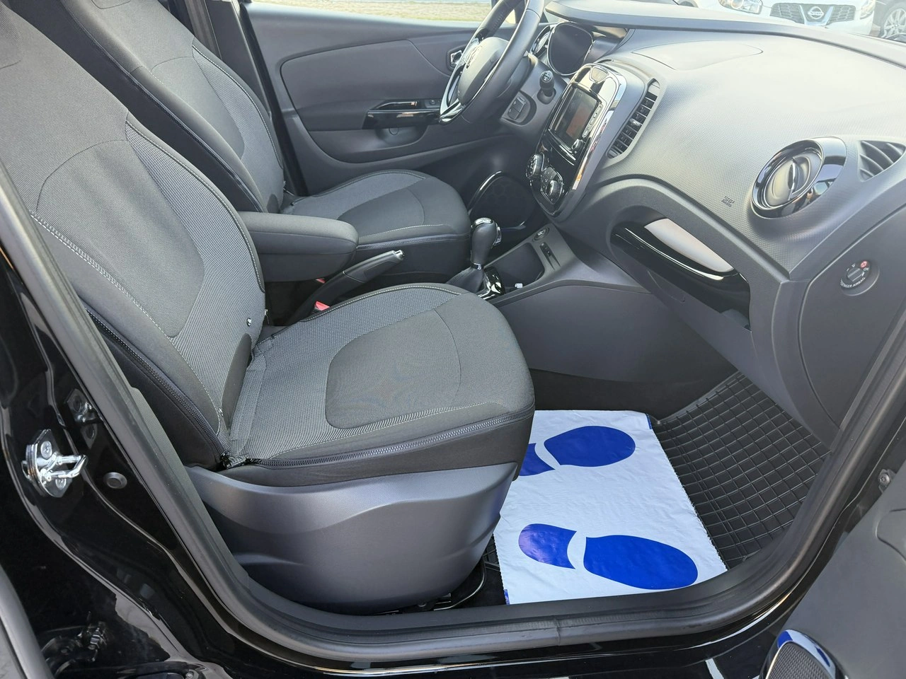 Renault Captur - Zdjęcie 33