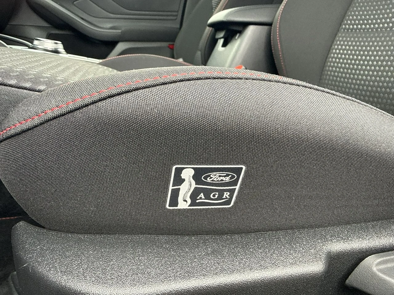 Ford Focus - Zdjęcie 17