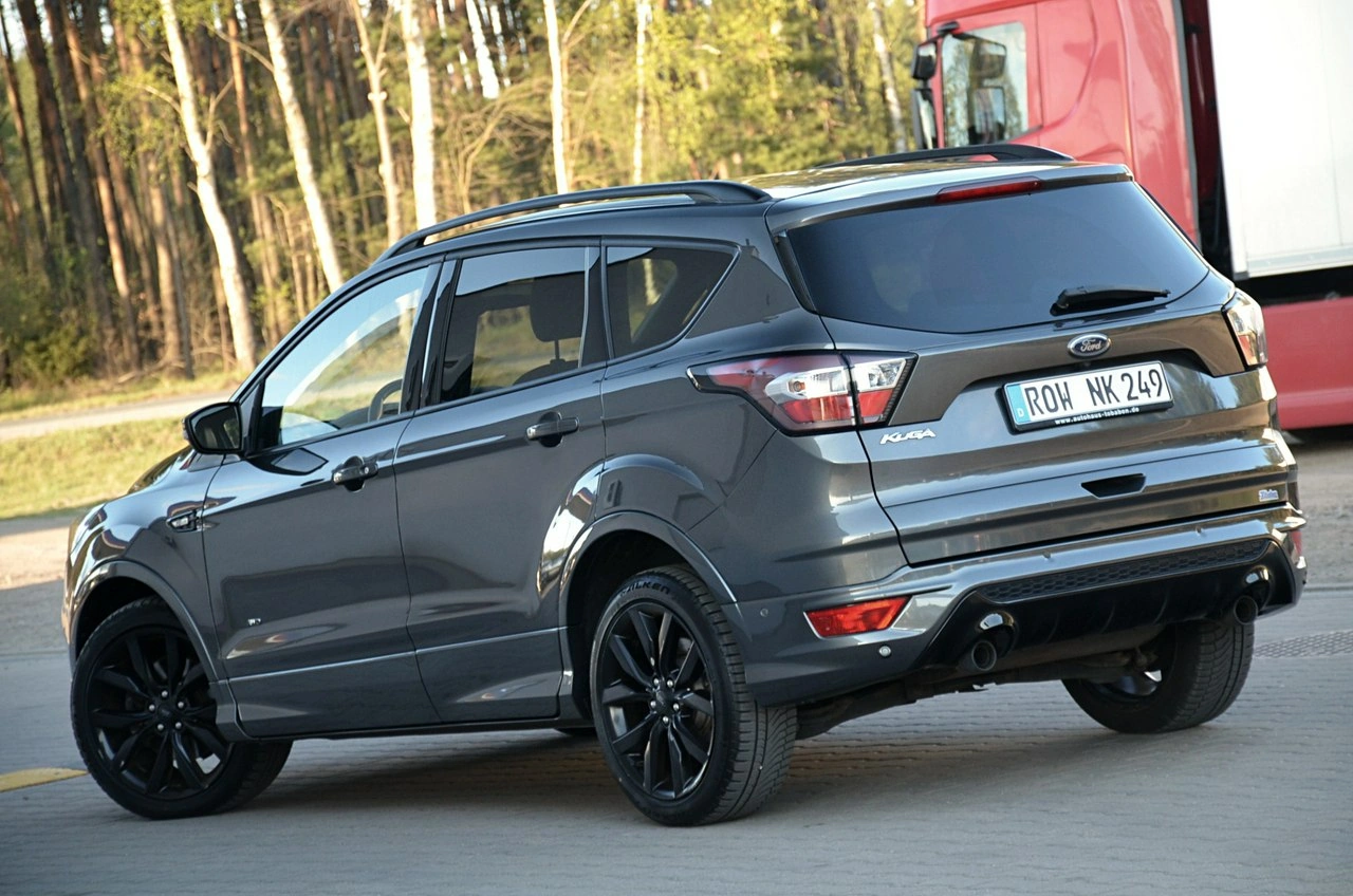 Ford Kuga - Zdjęcie 9