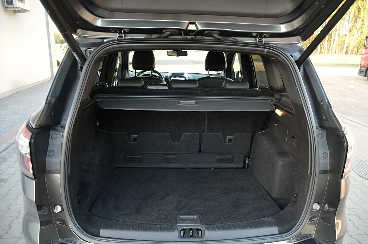 Ford Kuga - Zdjęcie 10