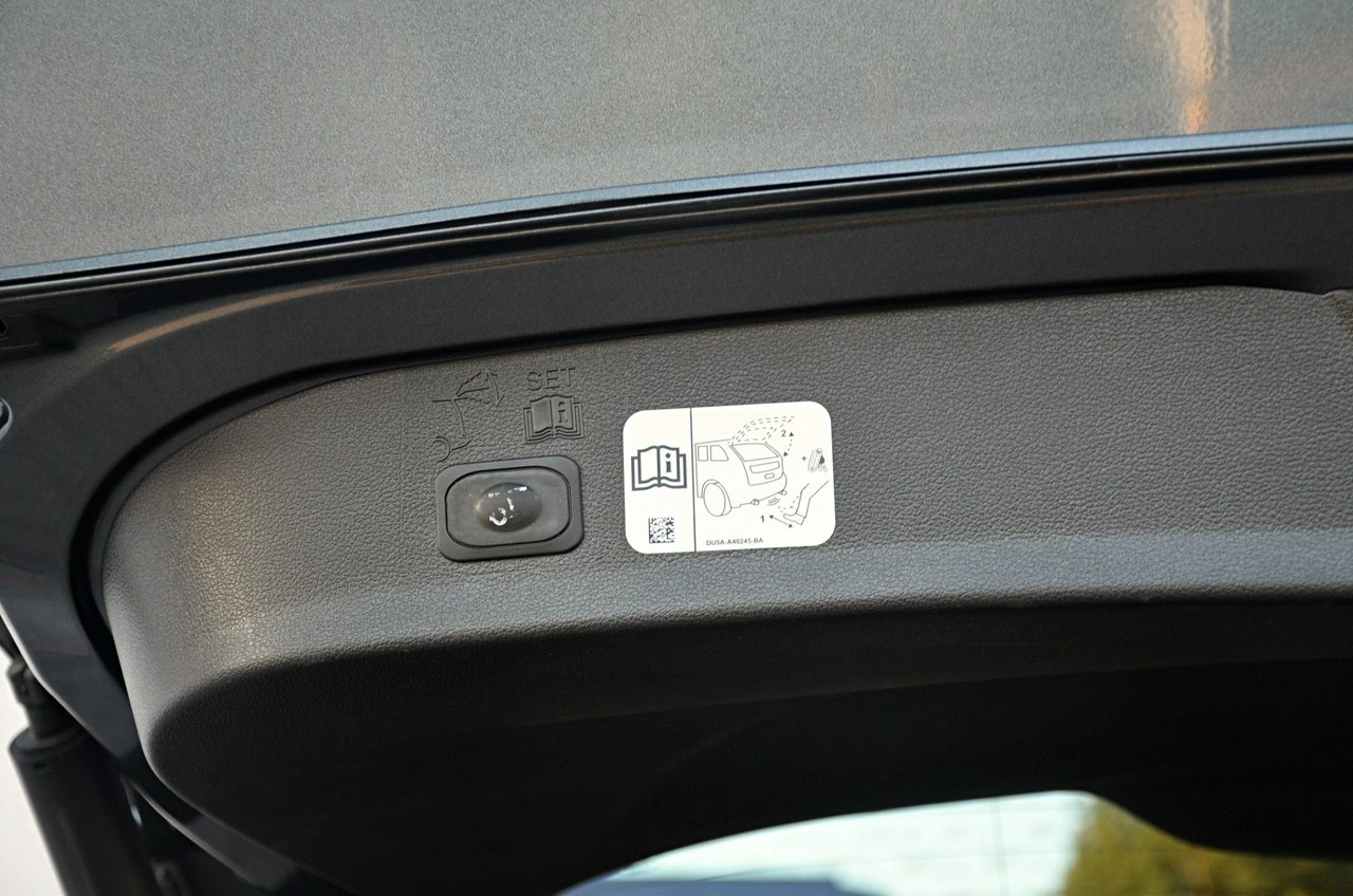 Ford Kuga - Zdjęcie 11