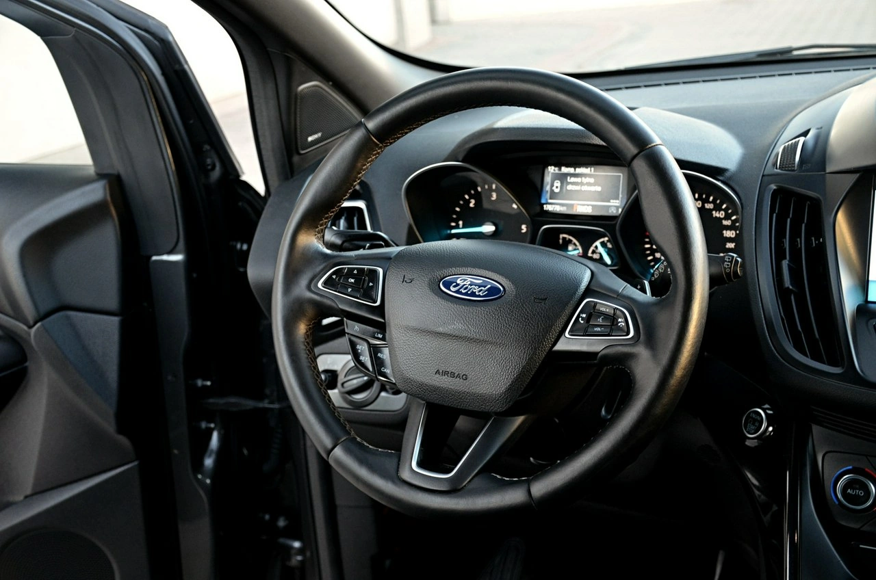 Ford Kuga - Zdjęcie 19