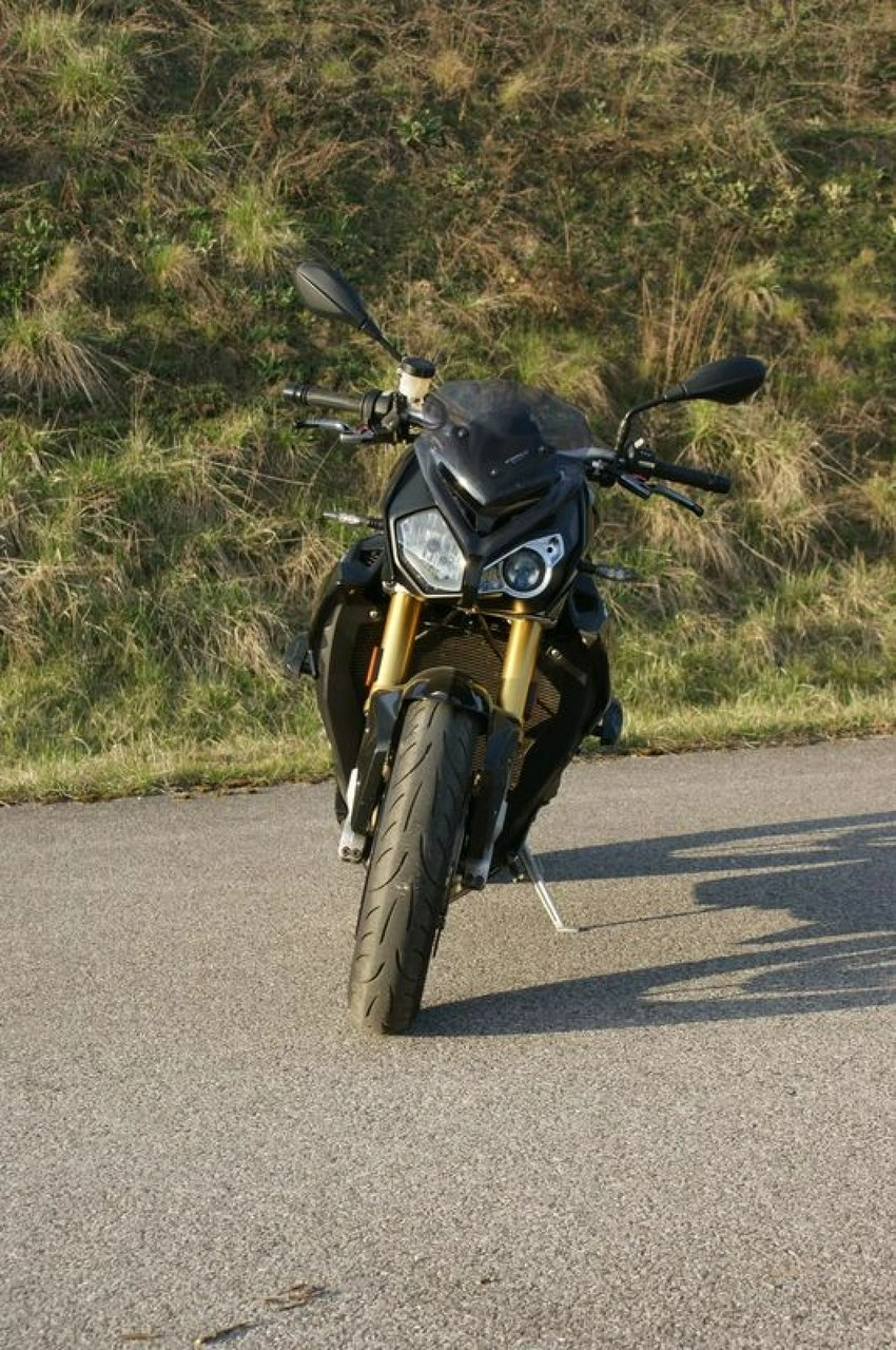 BMW S - Zdjęcie 3