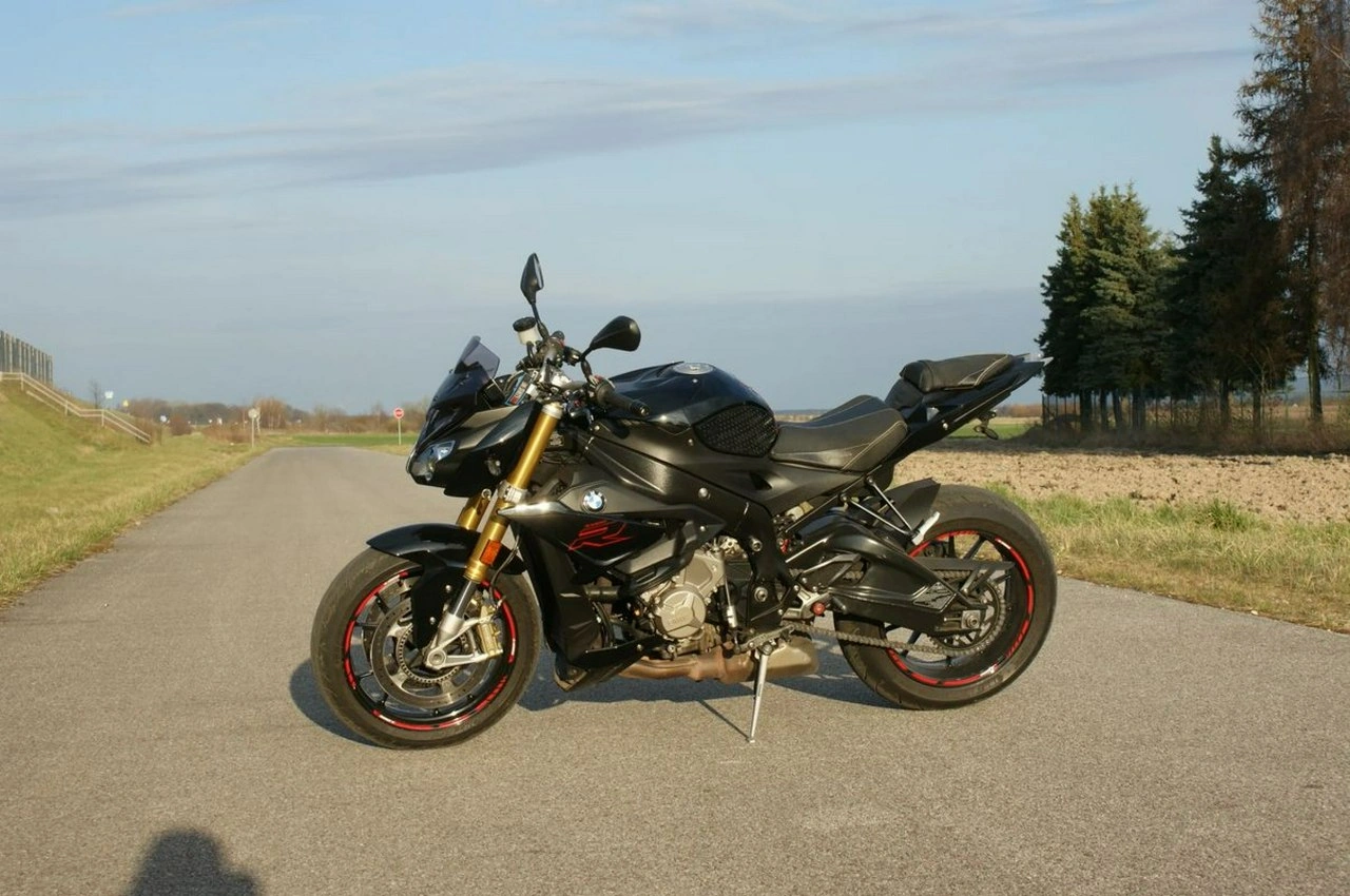 BMW S - Zdjęcie 8