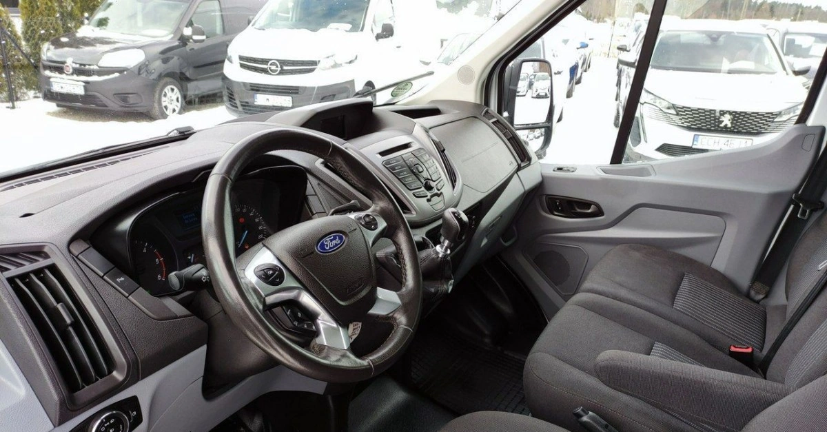 Ford Transit - Zdjęcie 39