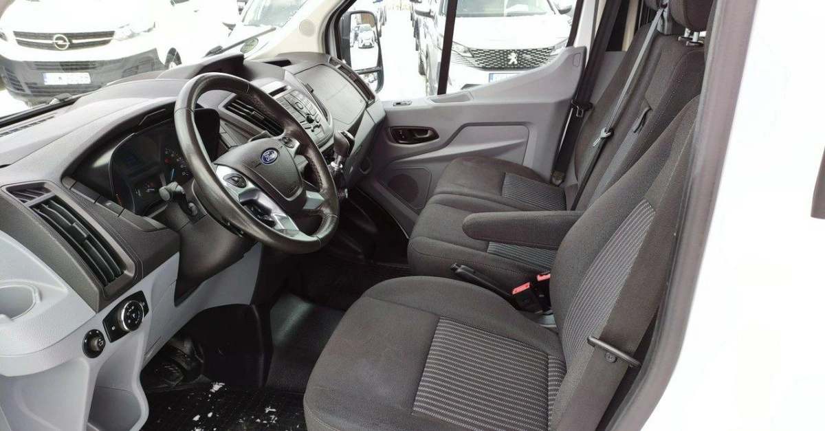 Ford Transit - Zdjęcie 40