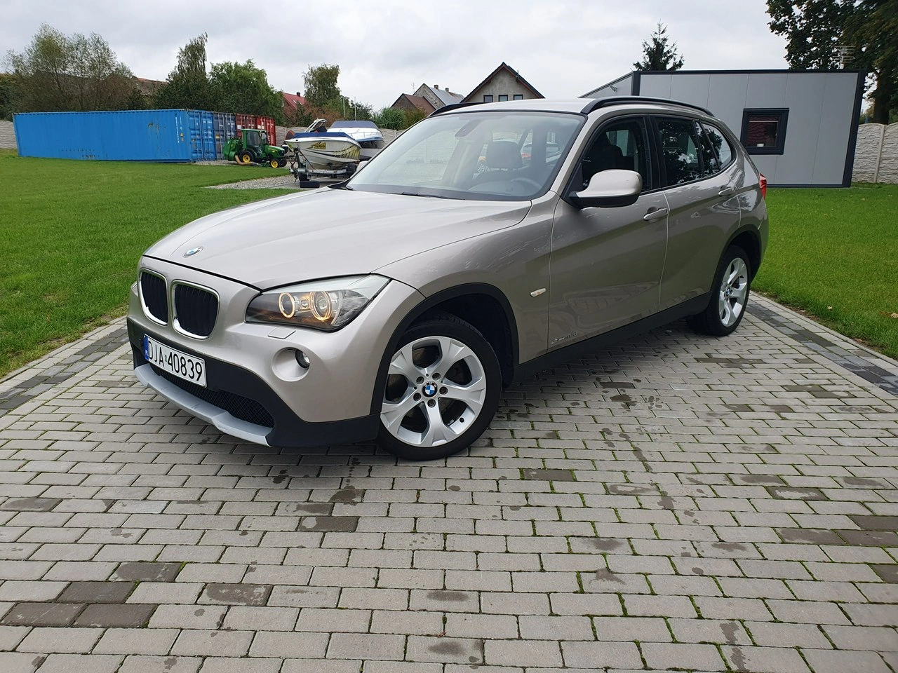 BMW X1 - Główne zdjęcie
