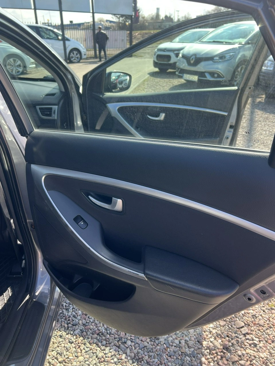 Hyundai i30 - Zdjęcie 11