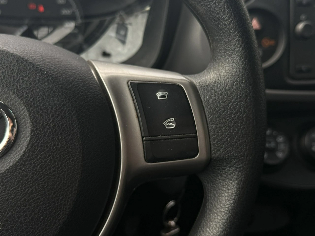 Toyota Yaris - Zdjęcie 9