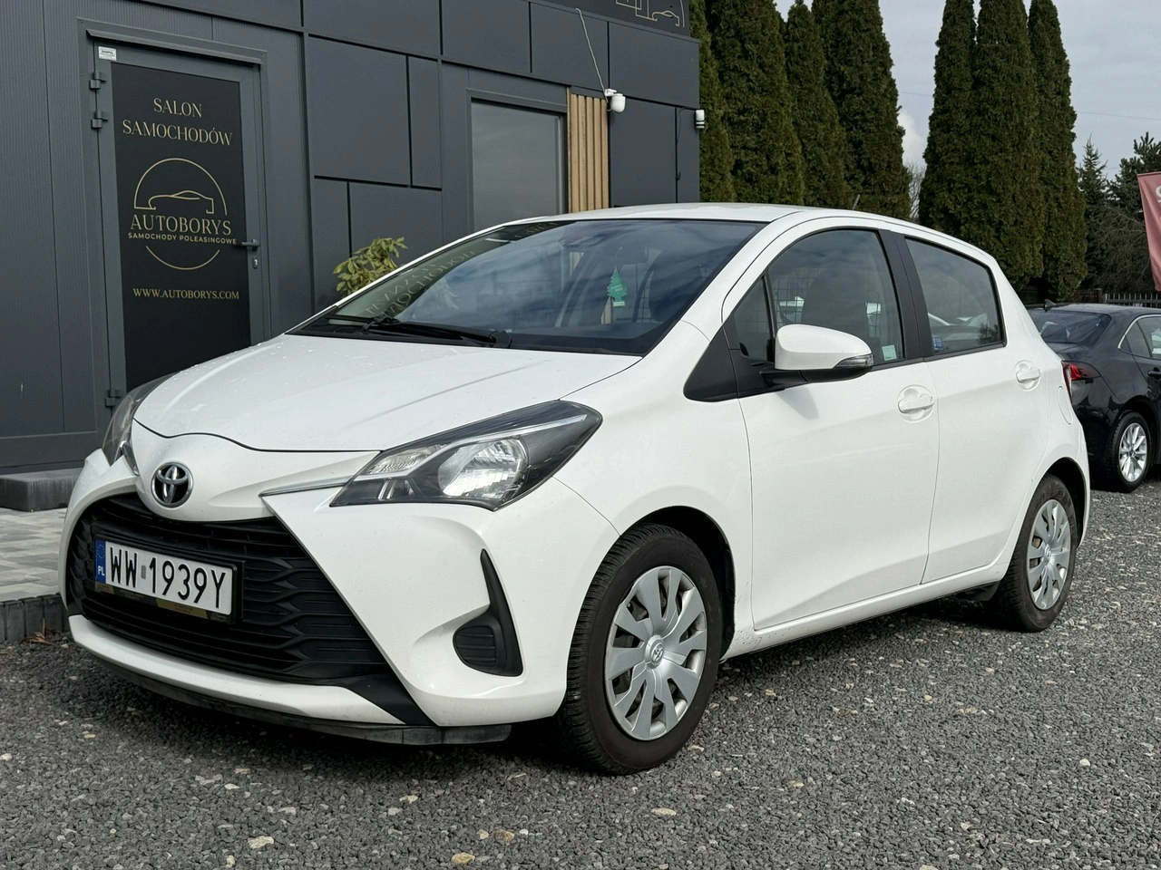 Toyota Yaris - Zdjęcie 2