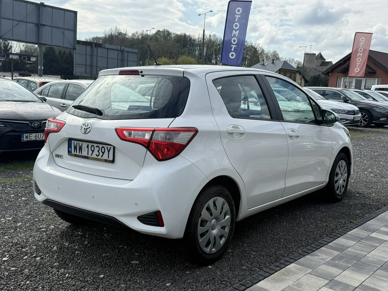 Toyota Yaris - Zdjęcie 5