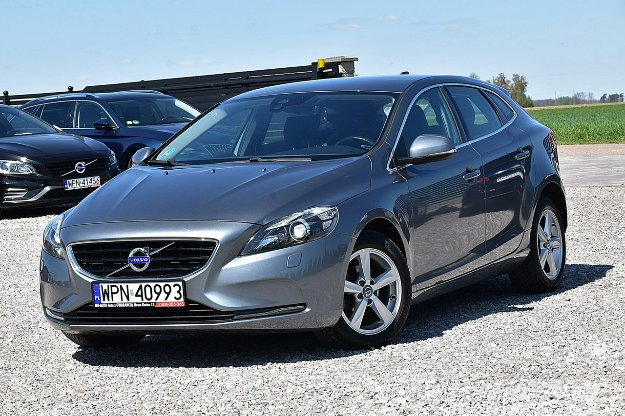 Volvo V40 - Zdjęcie 15
