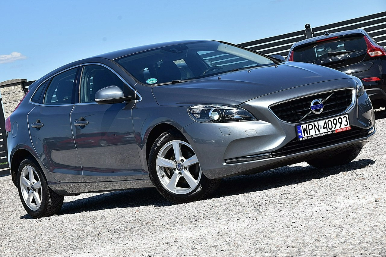 Volvo V40 - Zdjęcie 1