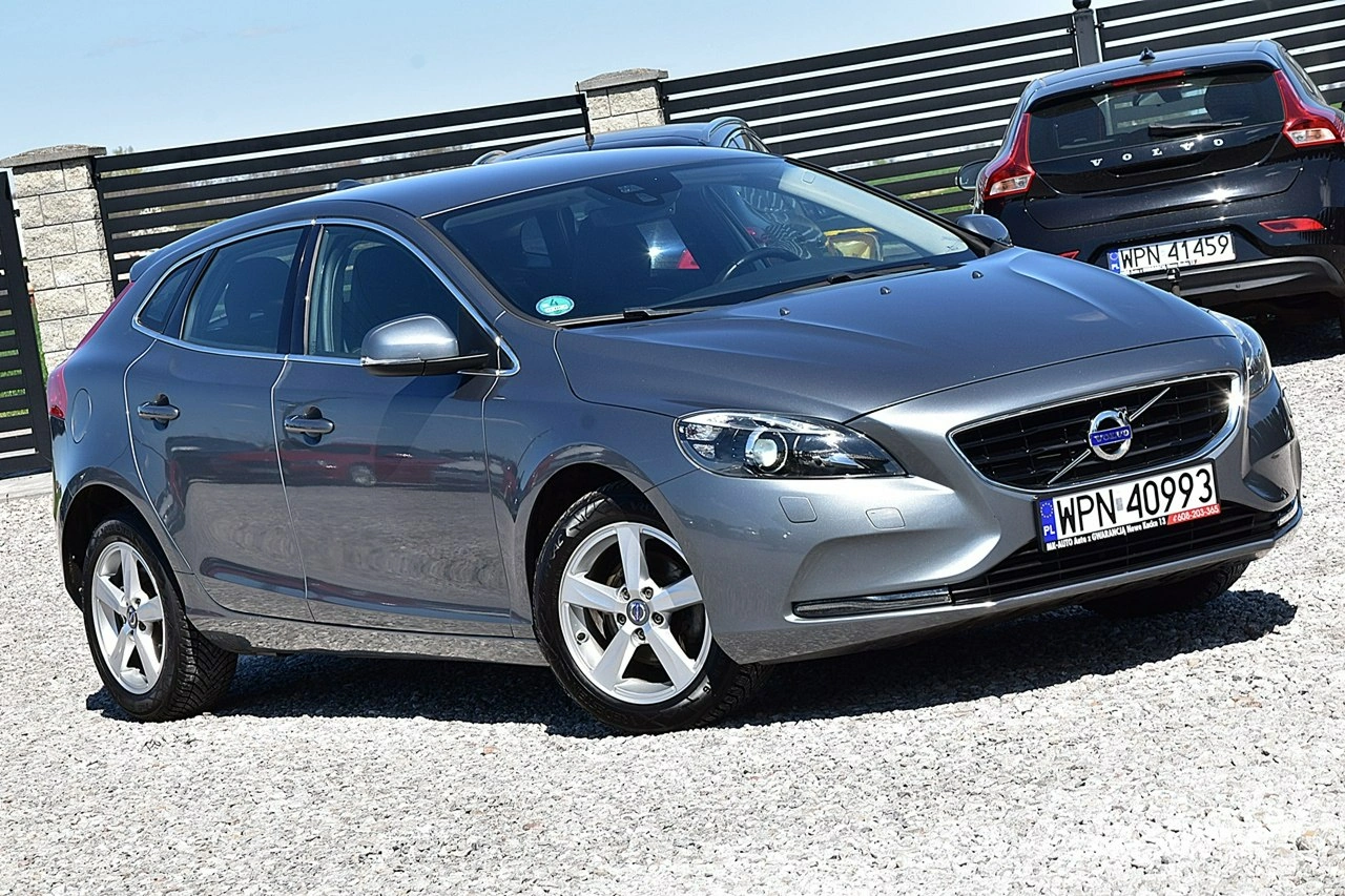 Volvo V40 - Zdjęcie 19
