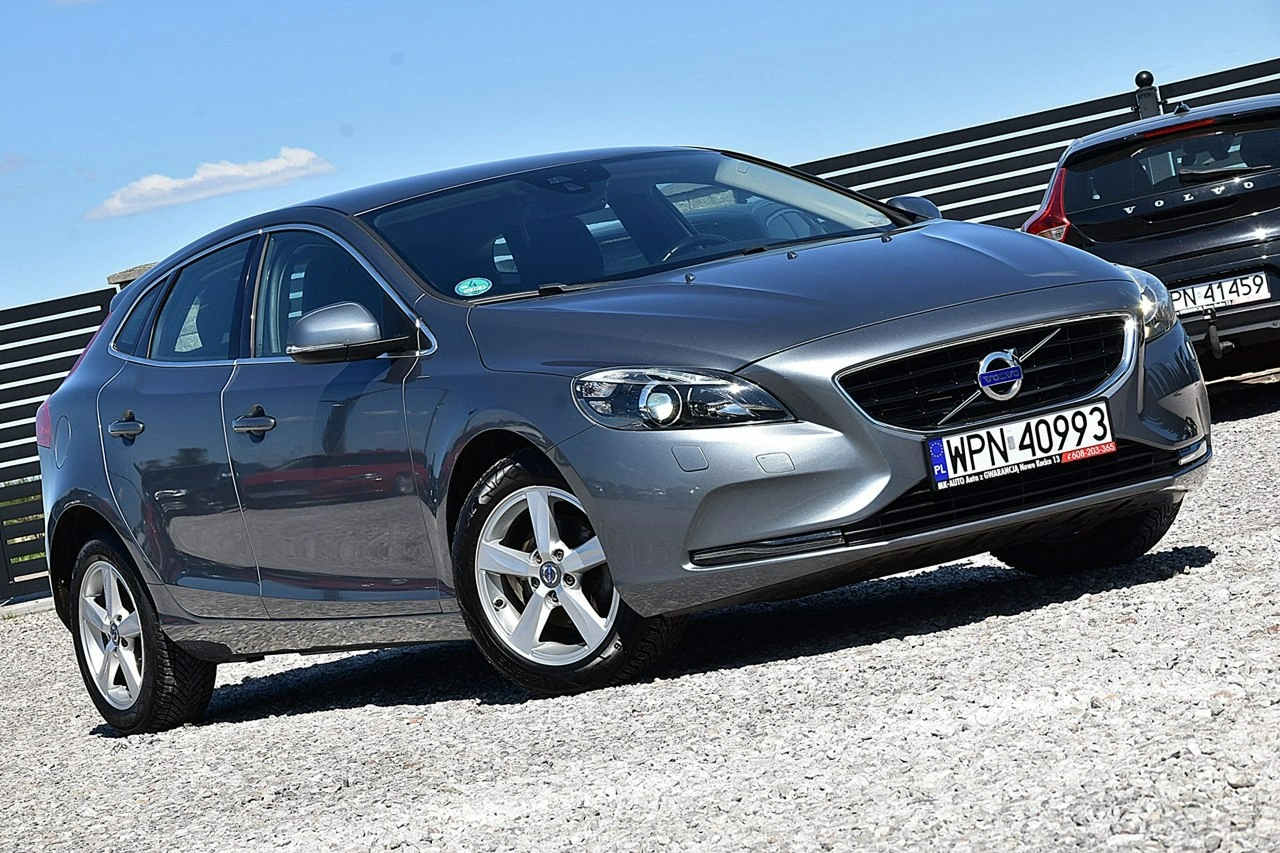 Volvo V40 - Zdjęcie 20