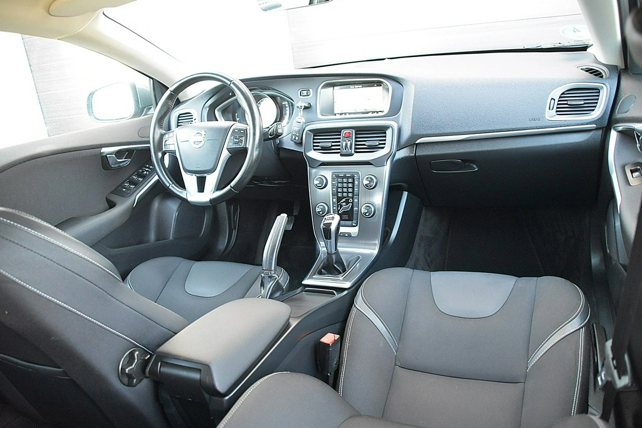 Volvo V40 - Zdjęcie 5
