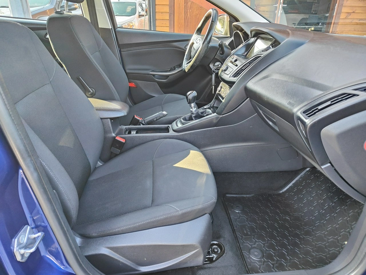 Ford Focus - Zdjęcie 18