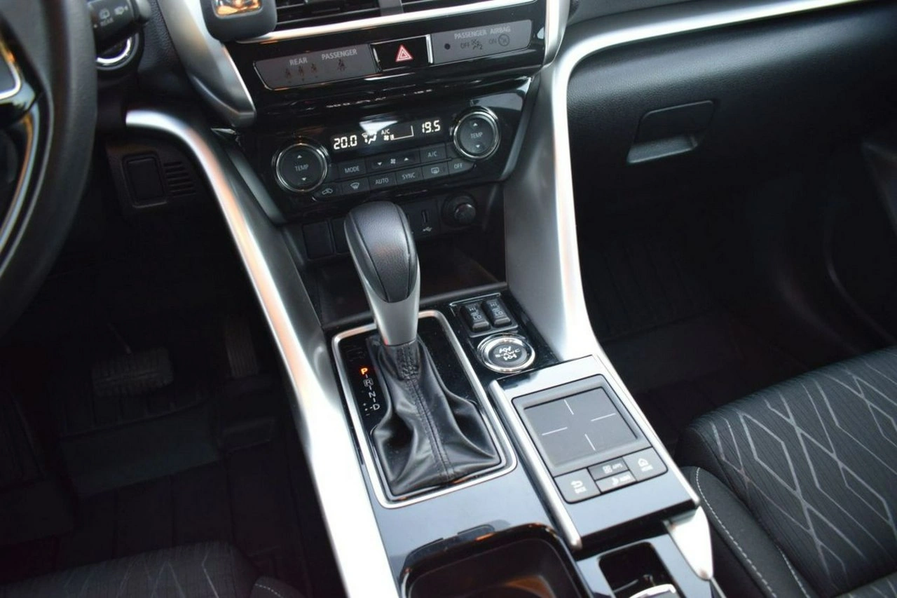 Mitsubishi Eclipse Cross - Zdjęcie 10