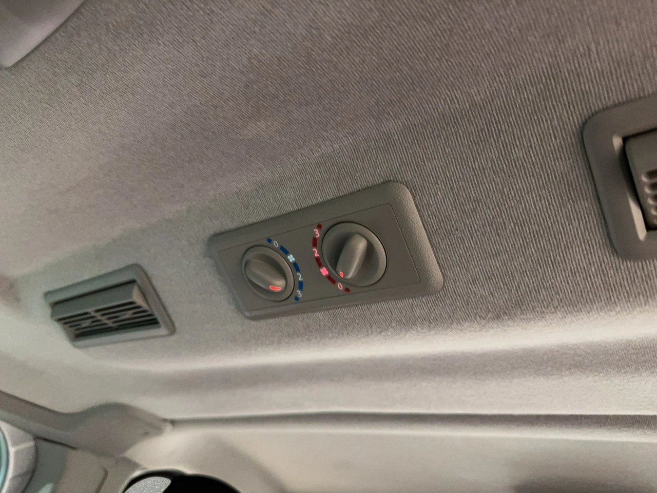 Renault Trafic - Zdjęcie 15