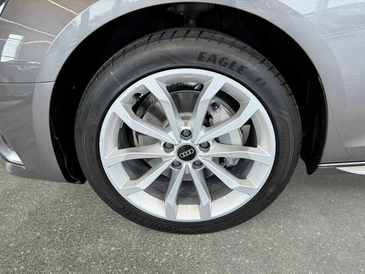 Audi A4 - Zdjęcie 11