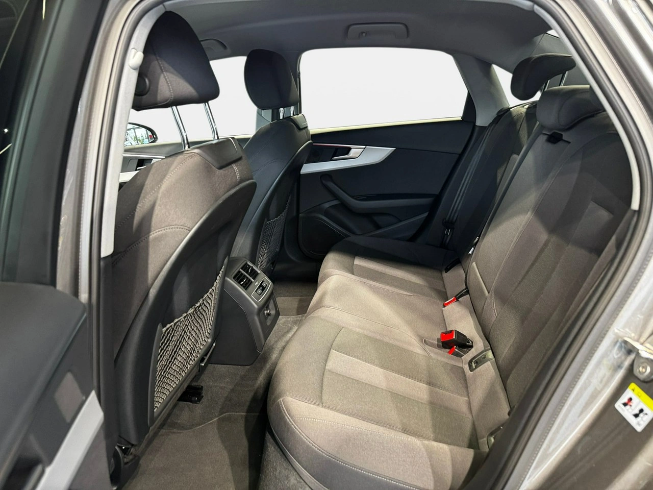 Audi A4 - Zdjęcie 12