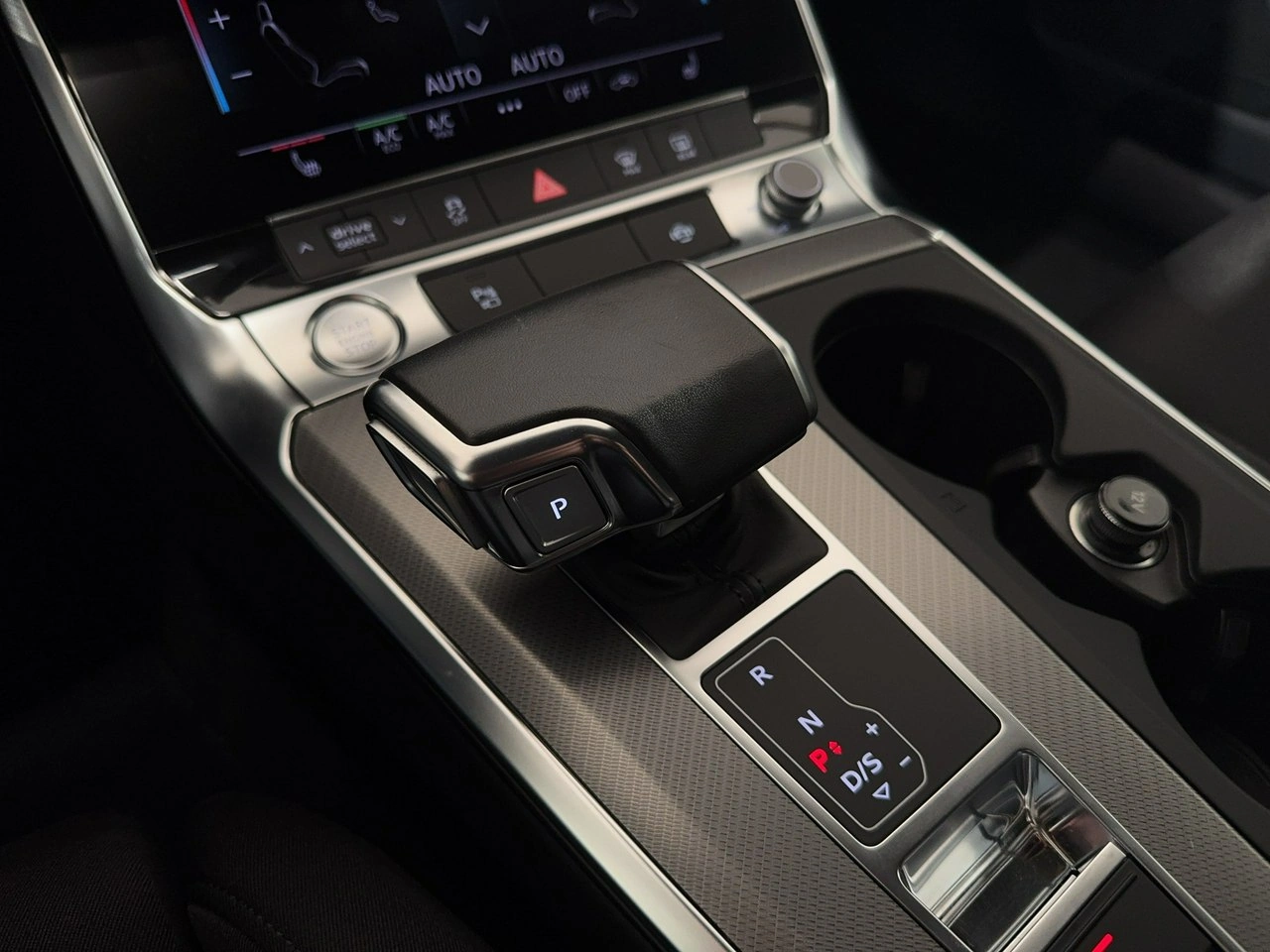 Audi A6 - Zdjęcie 29