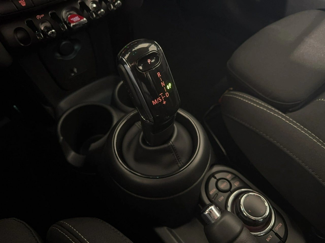 MINI Cooper S - Zdjęcie 25