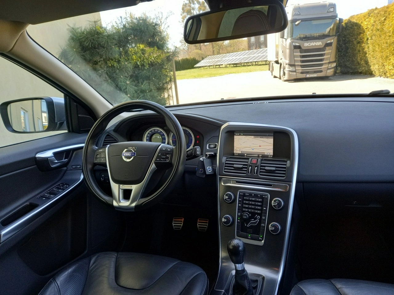 Volvo XC 60 - Zdjęcie 24