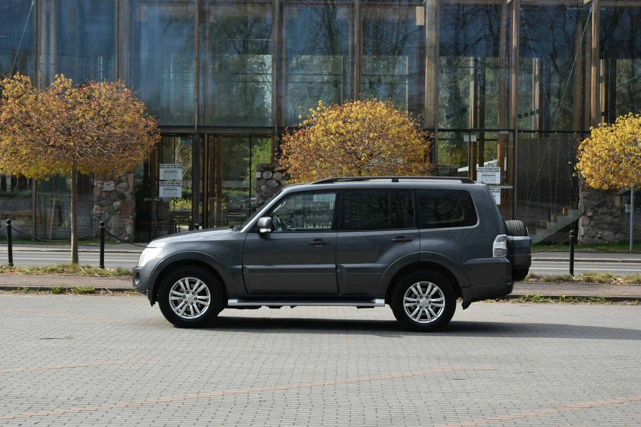 Mitsubishi Pajero - Zdjęcie 3