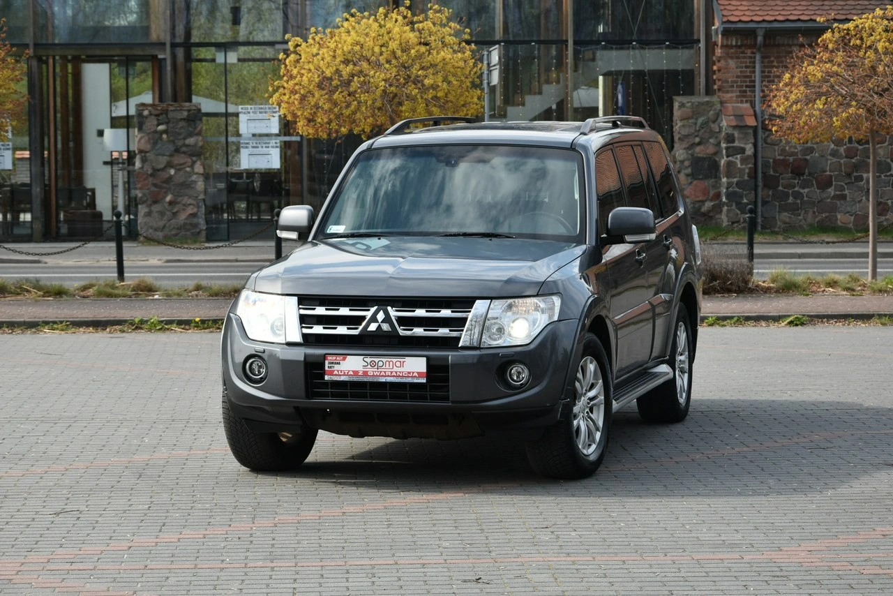 Mitsubishi Pajero - Zdjęcie 1