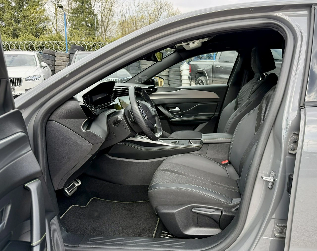 Peugeot 408 - Zdjęcie 8